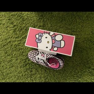 limited edition hello kitty x vans size 7.5
